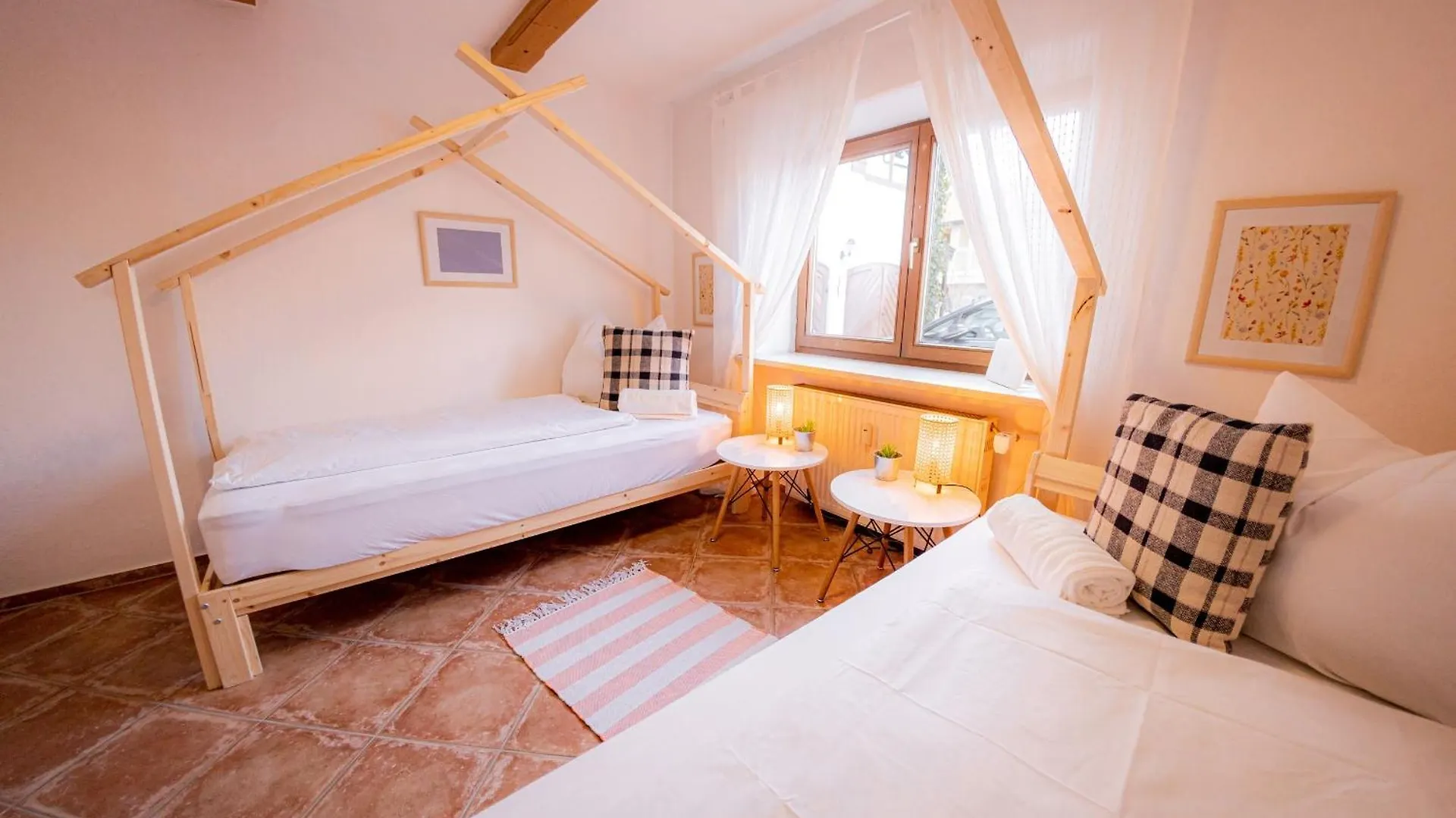Yello Homes - Gemuetliche Und Luxurioese Wohnung - Mit Sauna, Garten, Und Heimkino Fuer 6 Personen Anger