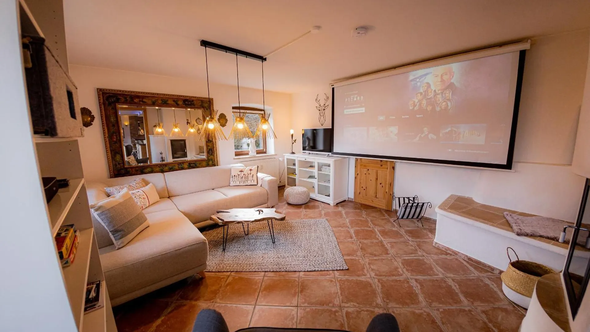 Yello Homes - Gemuetliche Und Luxurioese Wohnung - Mit Sauna, Garten, Und Heimkino Fuer 6 Personen Anger Daire